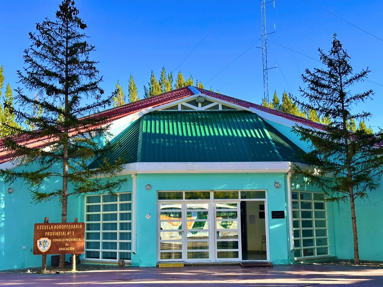 Fundación de la Escuela Agropecuaria de Gregores